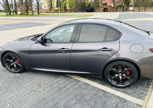 Alfa Romeo Giulia cena 92900 przebieg: 80400, rok produkcji 2019 z Piaski małe 529